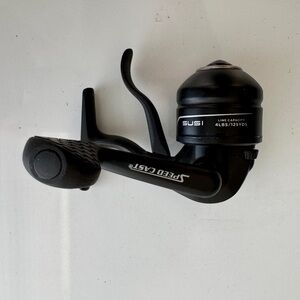 Lews Speed Cast Underspin Reel